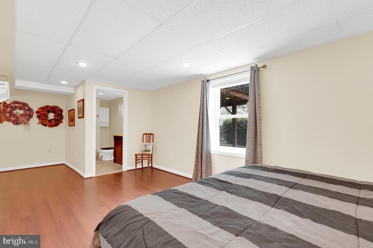 255 Braeburn Drive photo 36