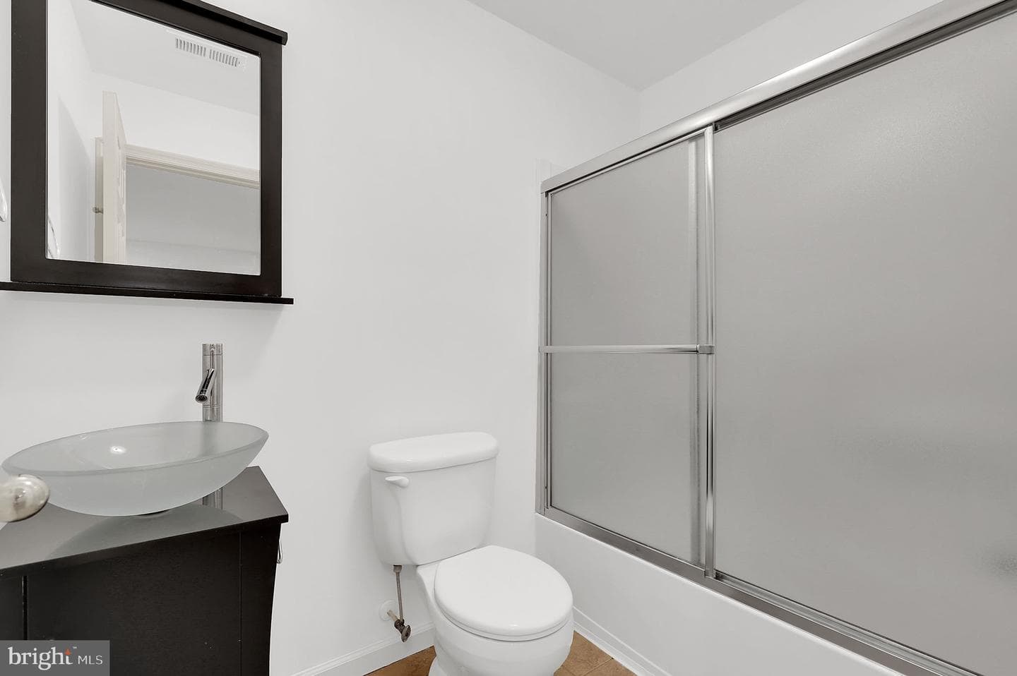 2495 Lakeside Drive photo 36