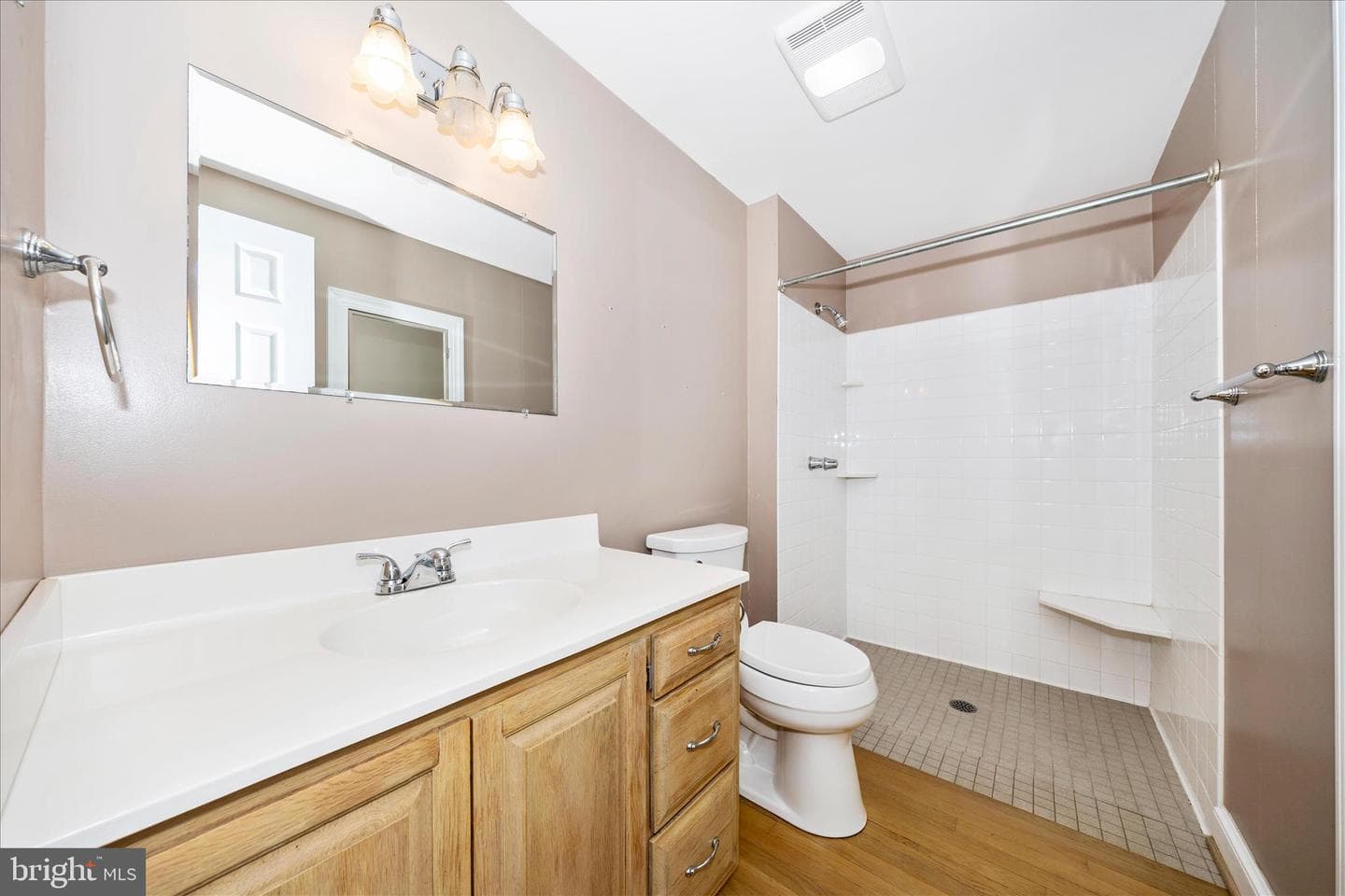 2301 Mount Ephraim Rd photo 19