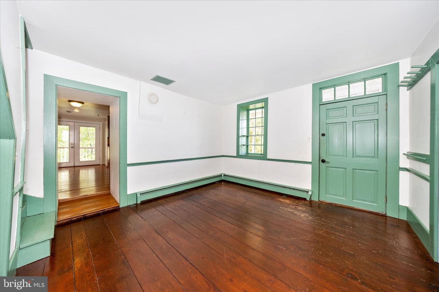 2301 Mount Ephraim Rd photo 3