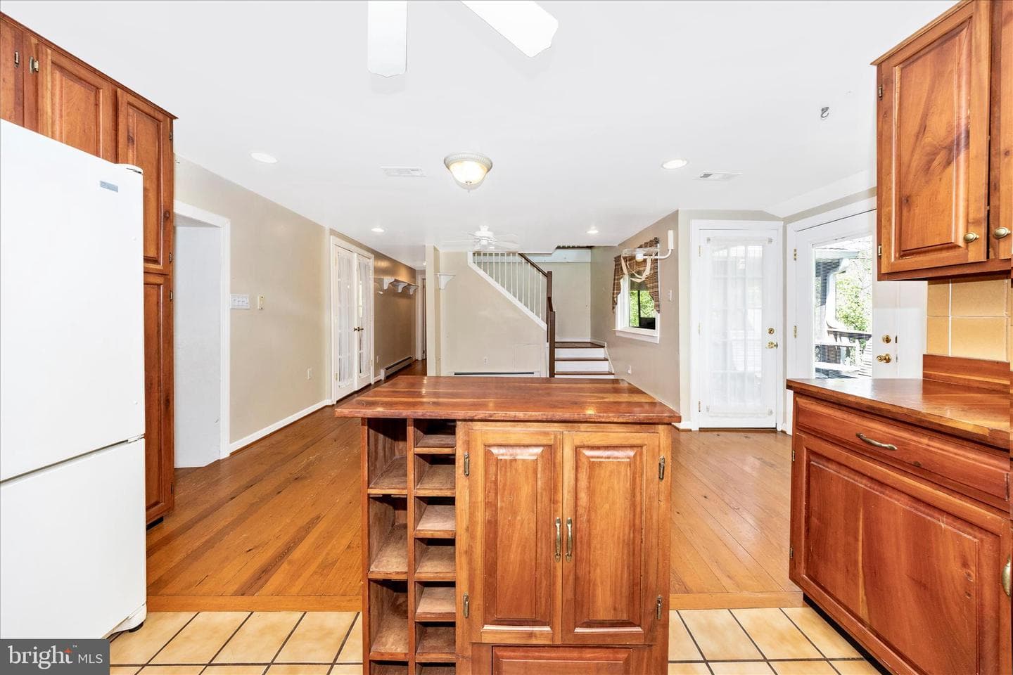 2301 Mount Ephraim Rd photo 9