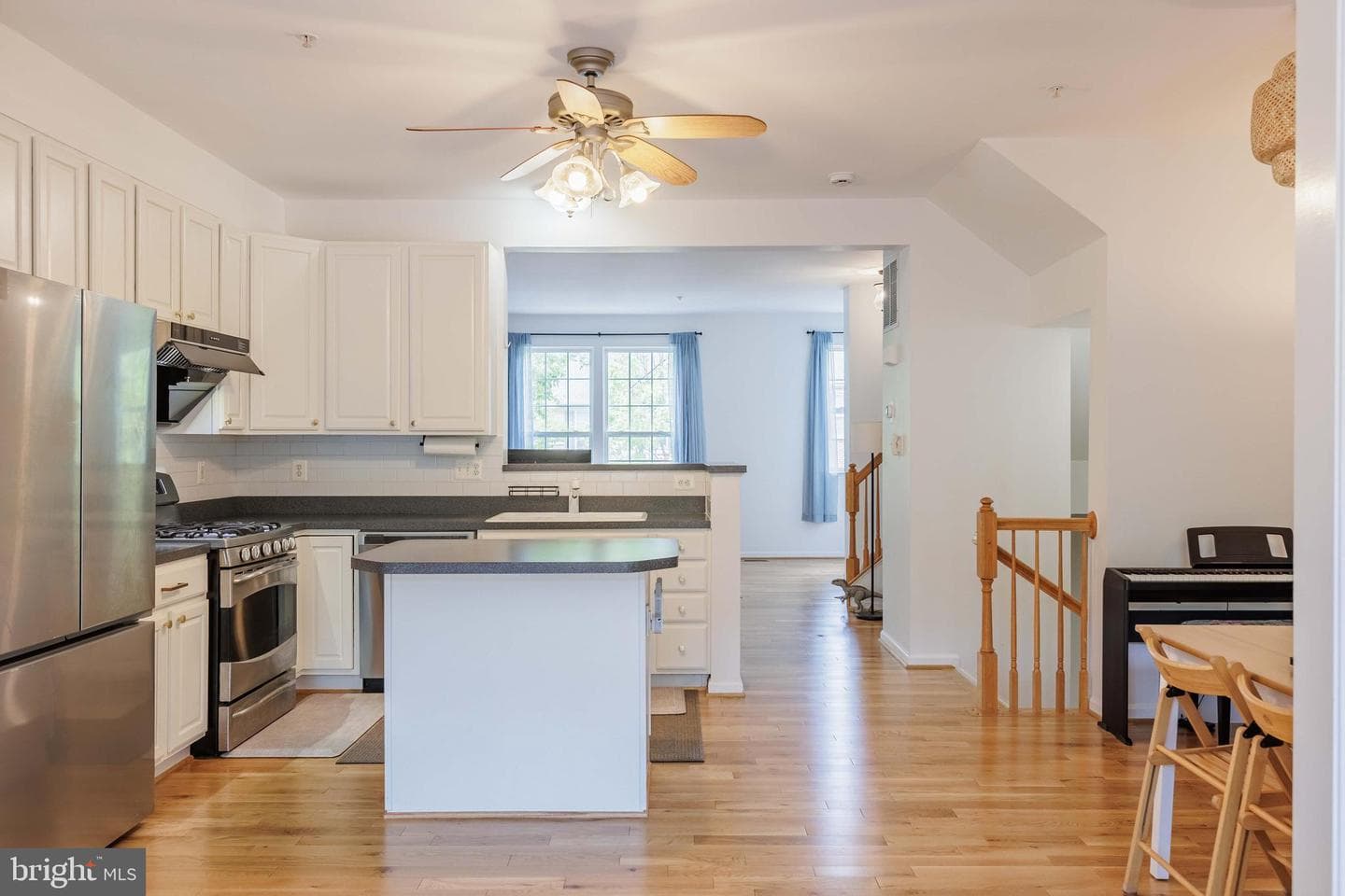 3638 Singleton Terrace photo 13
