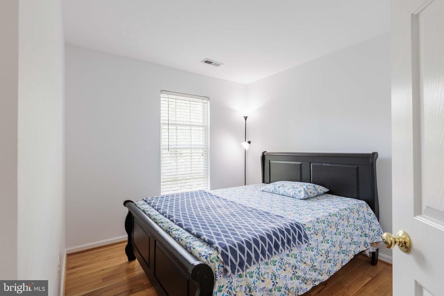 3638 Singleton Terrace photo 22