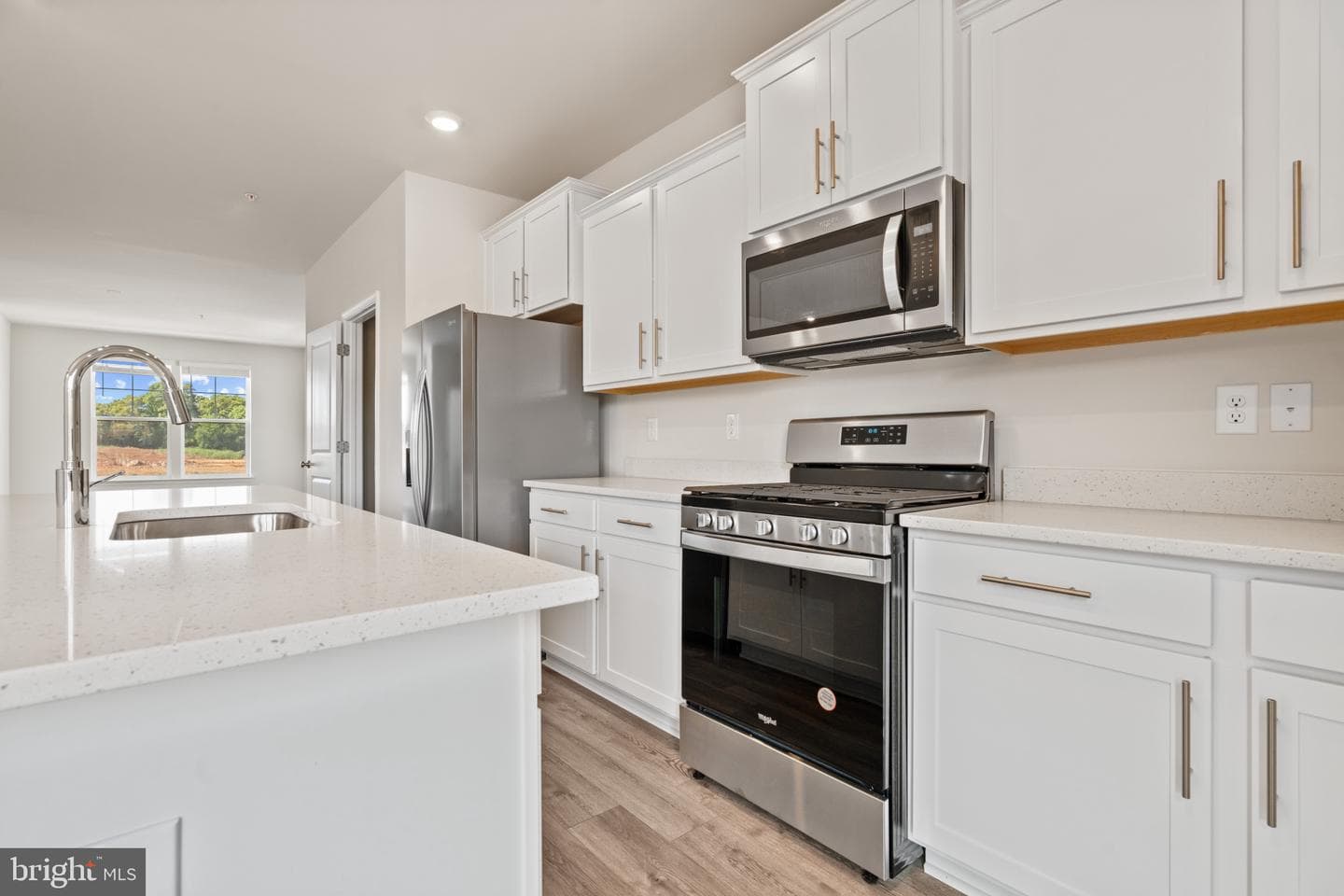 432 Ensemble Way photo 10