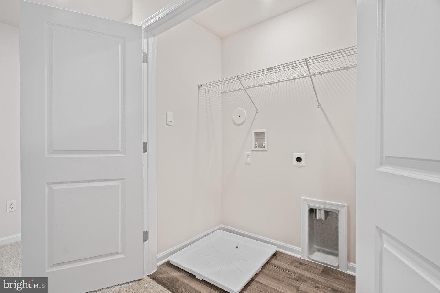 432 Ensemble Way photo 26