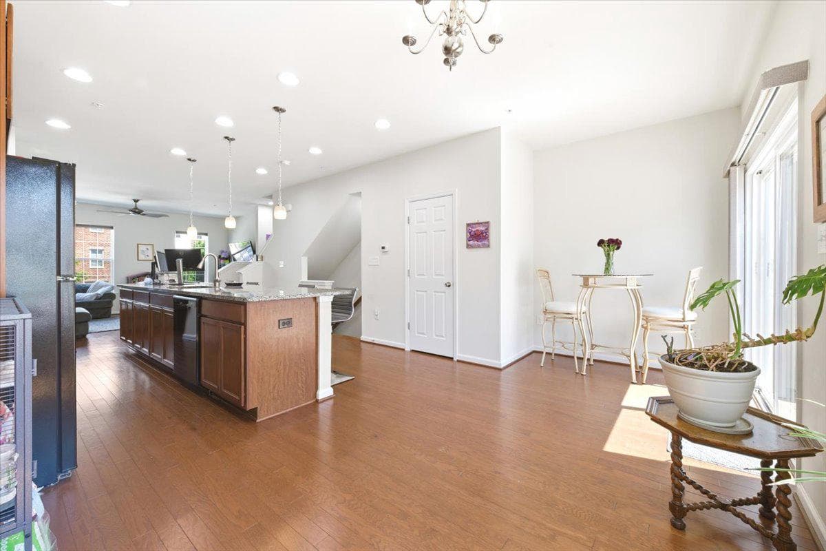 6217 Margarita Way photo 14