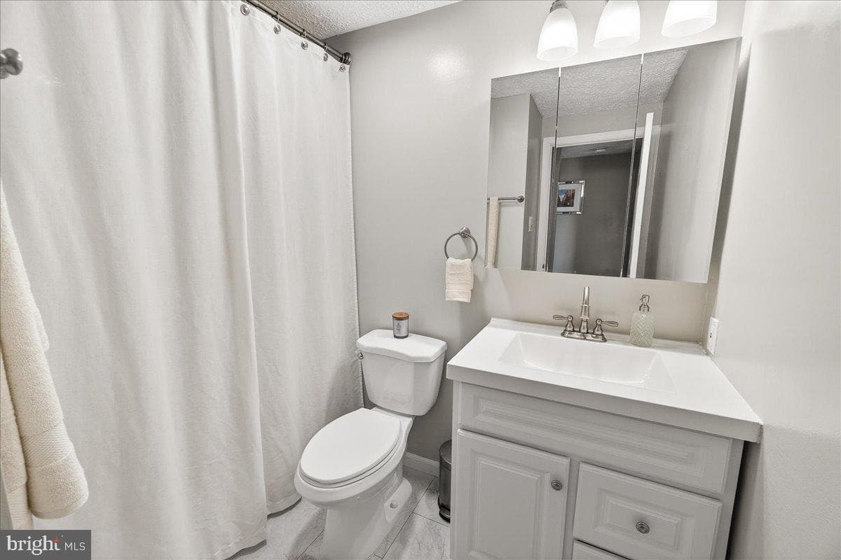 541 Ellrose Court photo 36