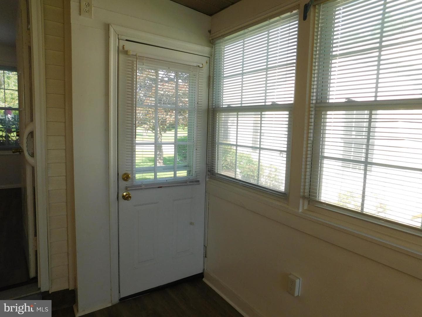 6985 Arbor Drive photo 26