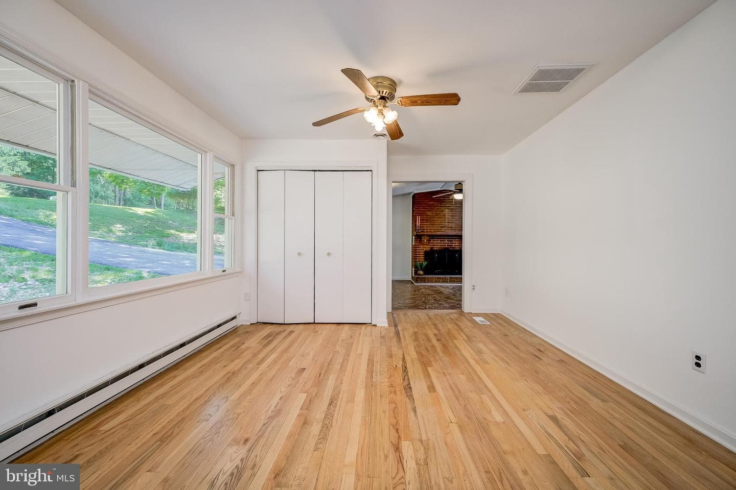 4420 Highboro Drive photo 5