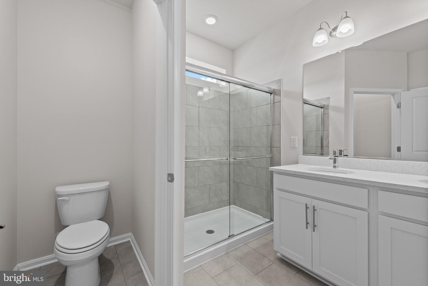 393 Ensemble Way photo 33