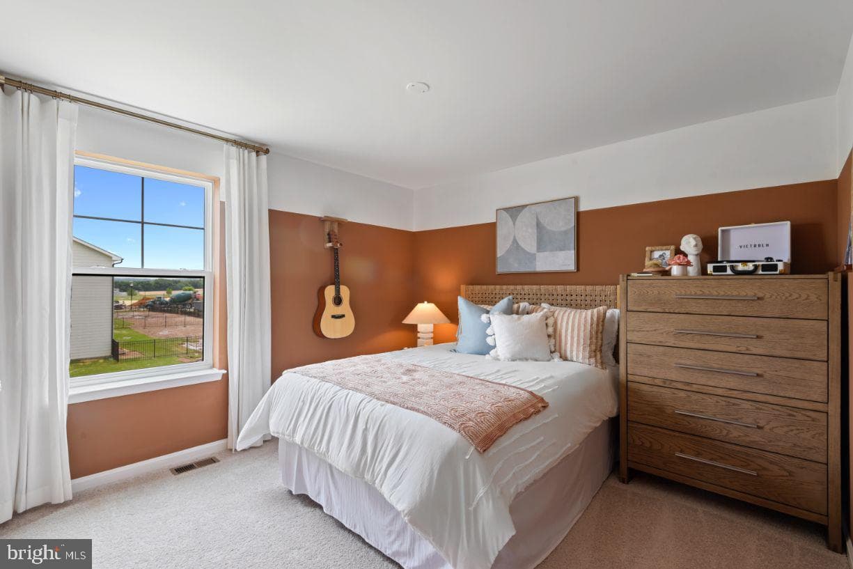 473 Ensemble Way photo 25