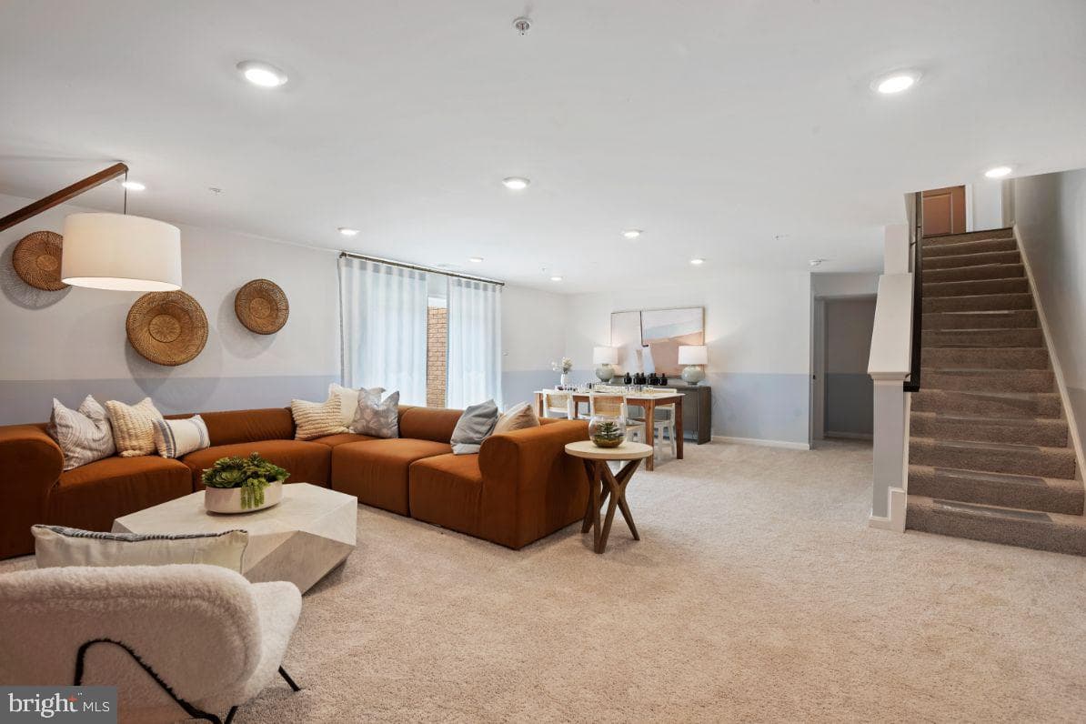 473 Ensemble Way photo 30