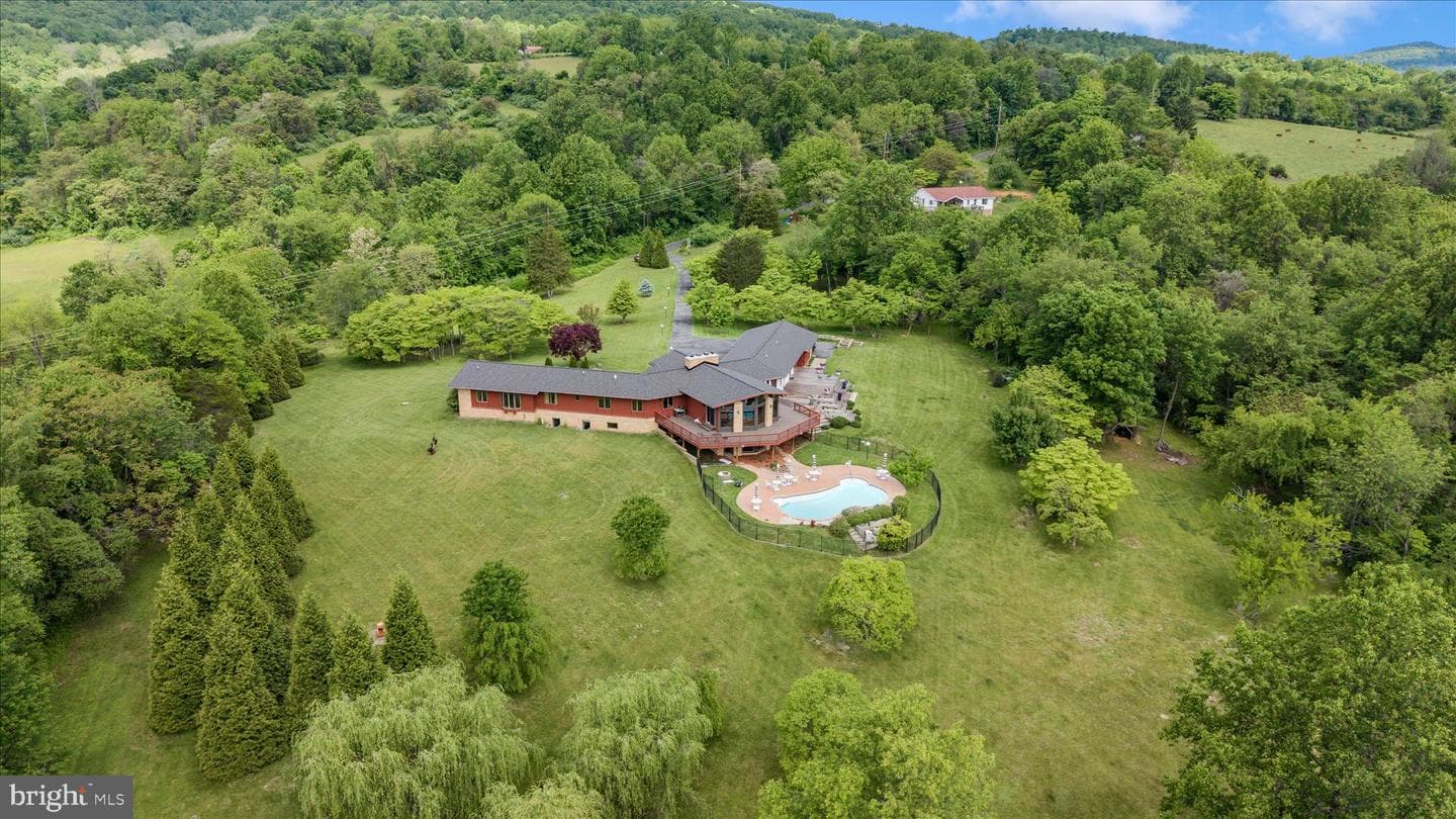 9237 Frostown Road photo 101