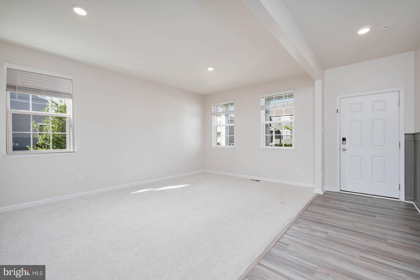2085 Pomona Way photo 17