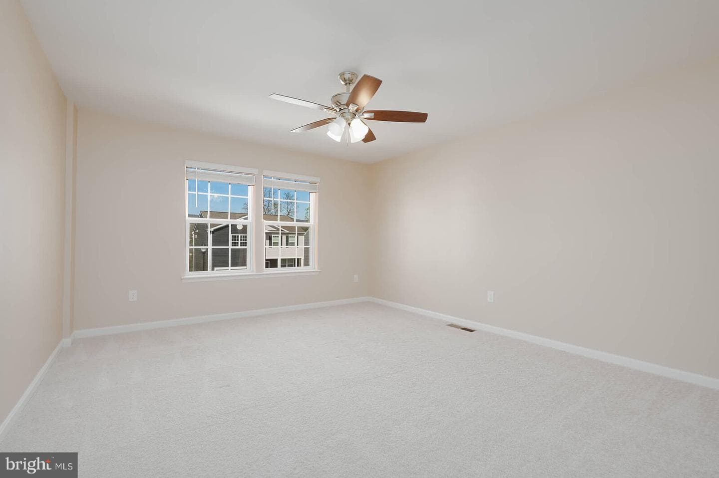 2085 Pomona Way photo 33