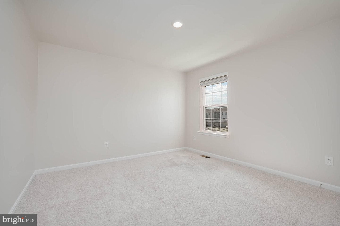 2085 Pomona Way photo 37