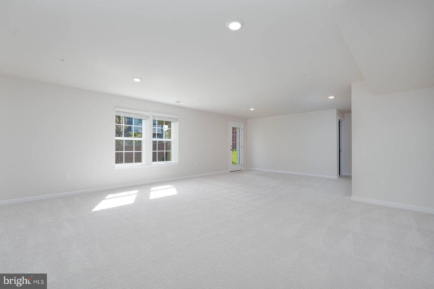 2085 Pomona Way photo 39