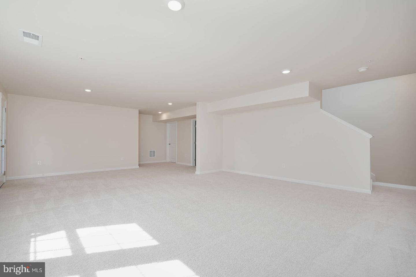 2085 Pomona Way photo 40