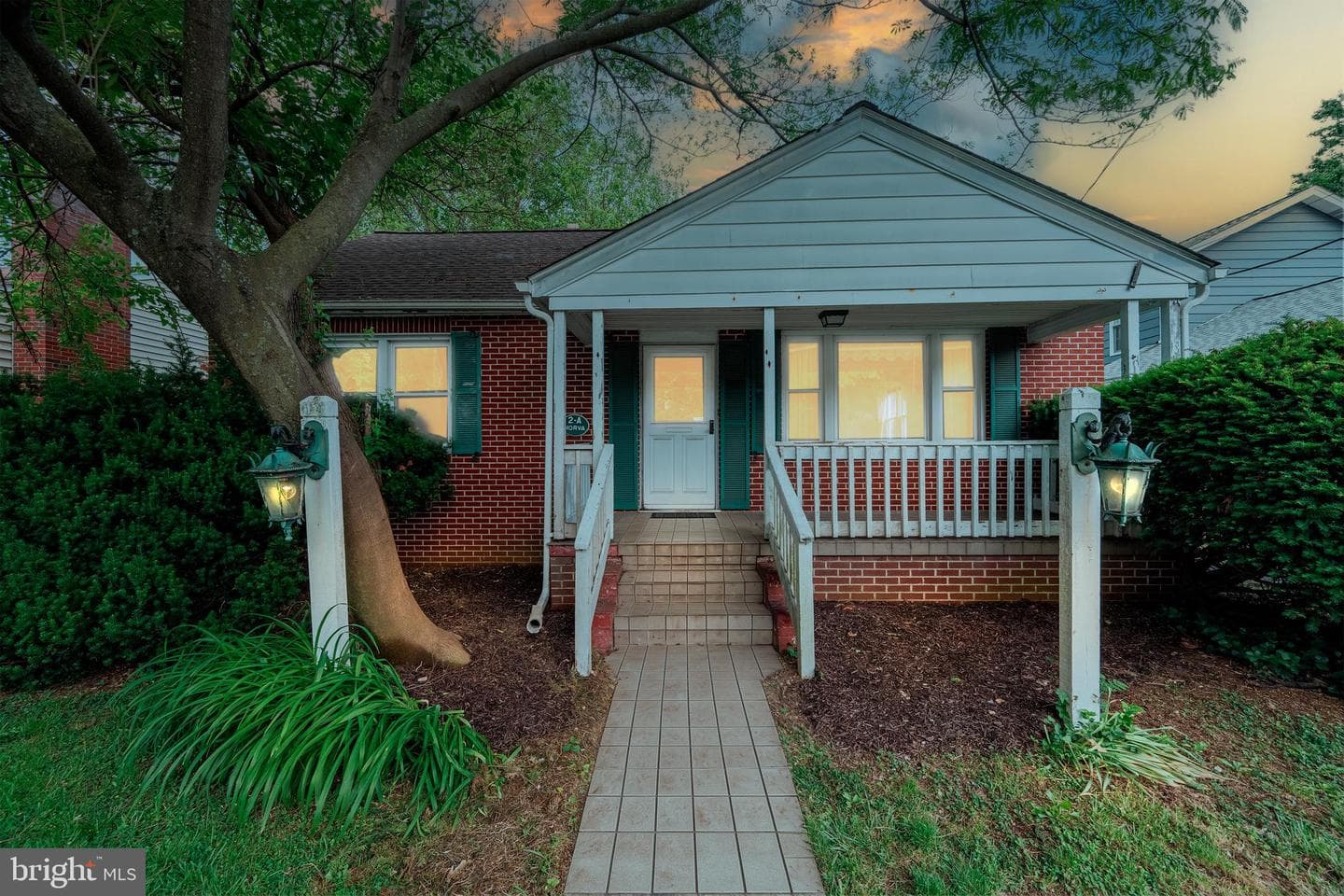 2 Norva Ave photo 36