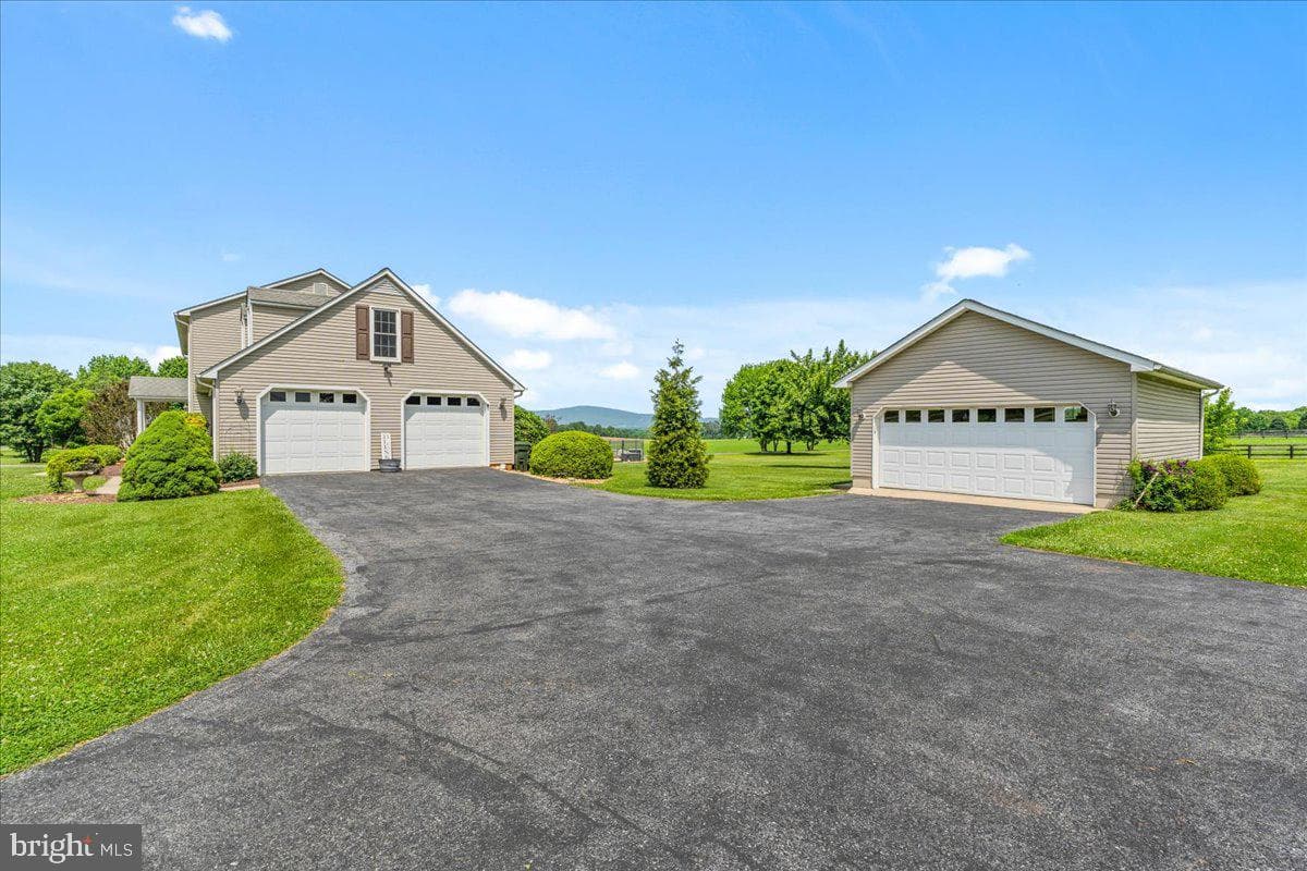 3938 Cherry Lane photo 6
