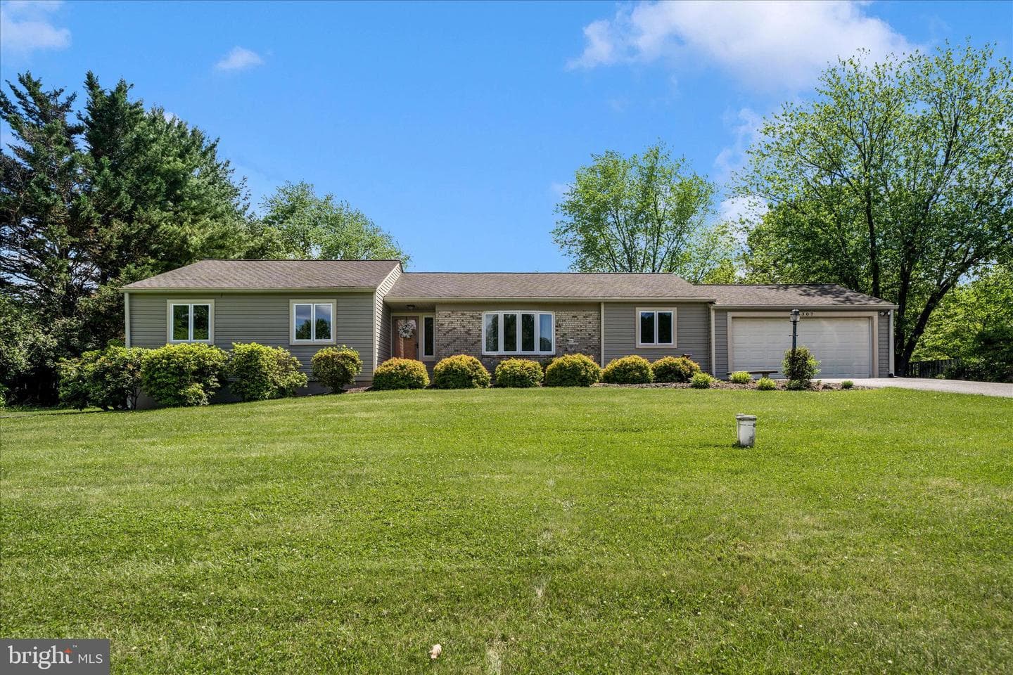 11307 Windsor Road photo 1