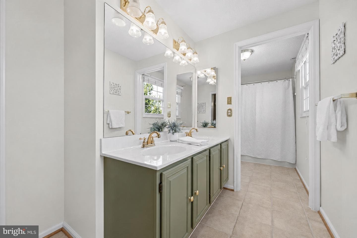6396 Devonshire Lane photo 29