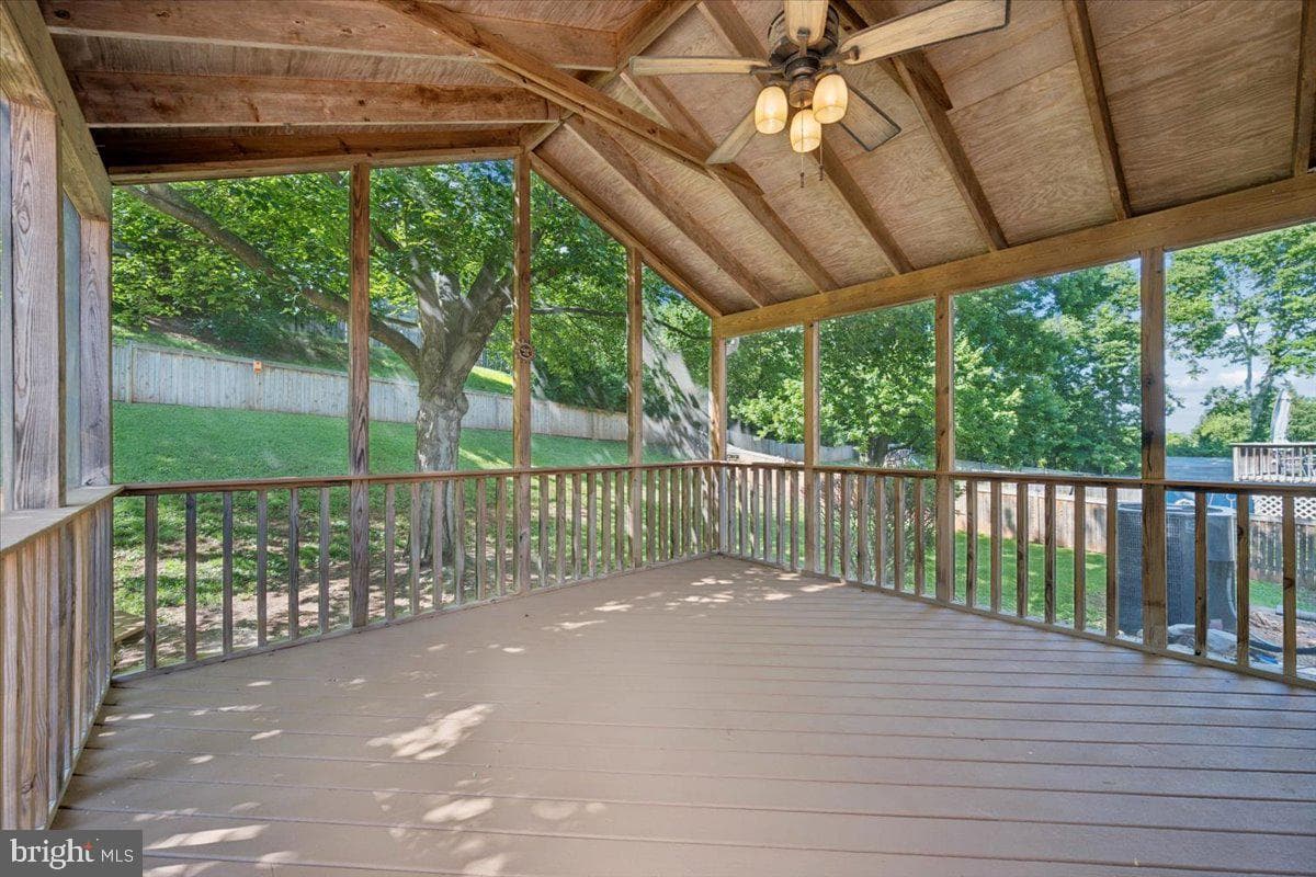 6396 Devonshire Lane photo 52