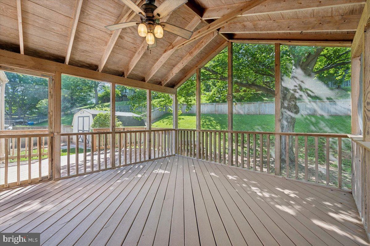 6396 Devonshire Lane photo 53
