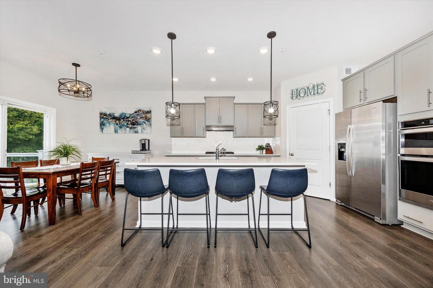 5613 Zoe Lane photo 8