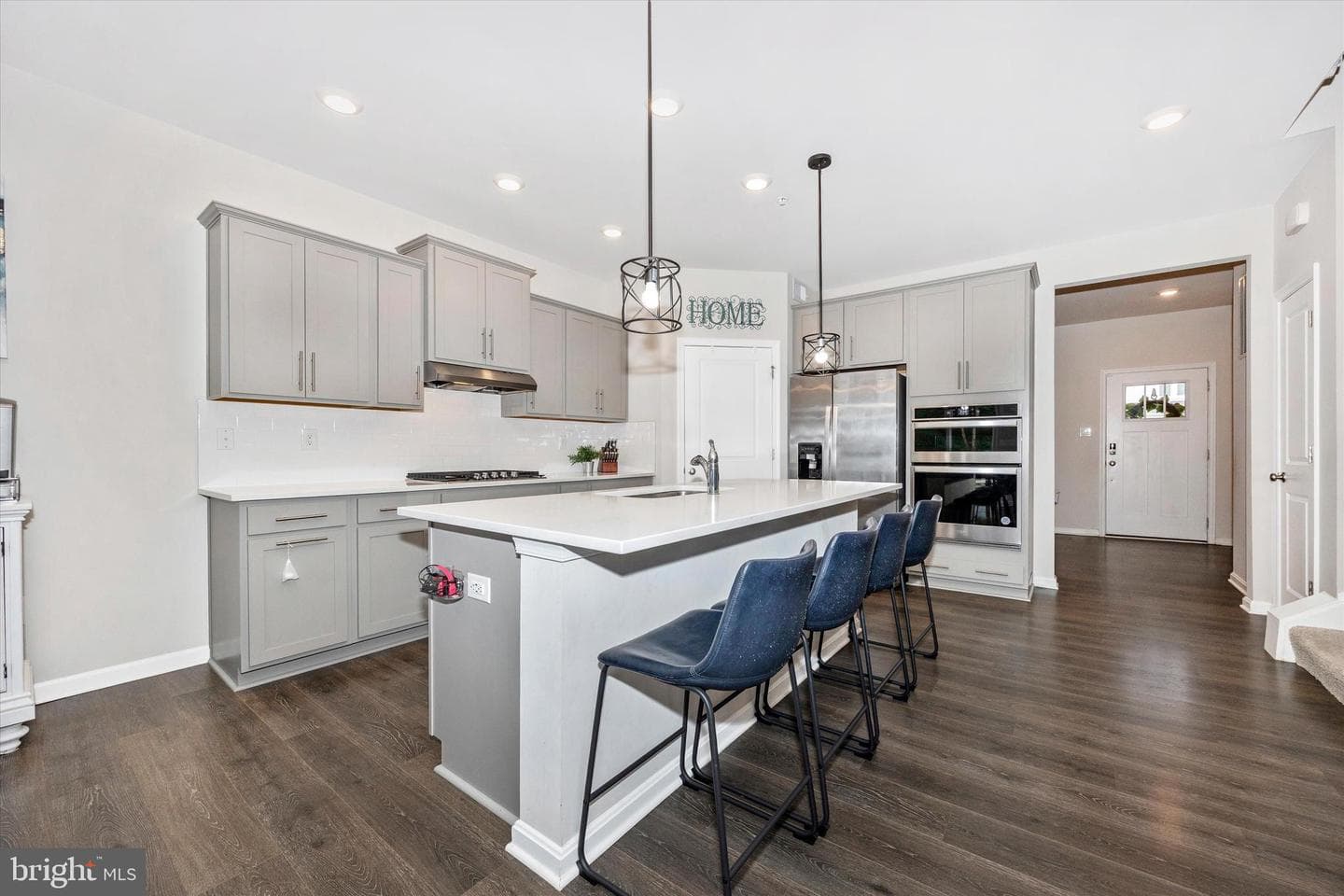 5613 Zoe Lane photo 9