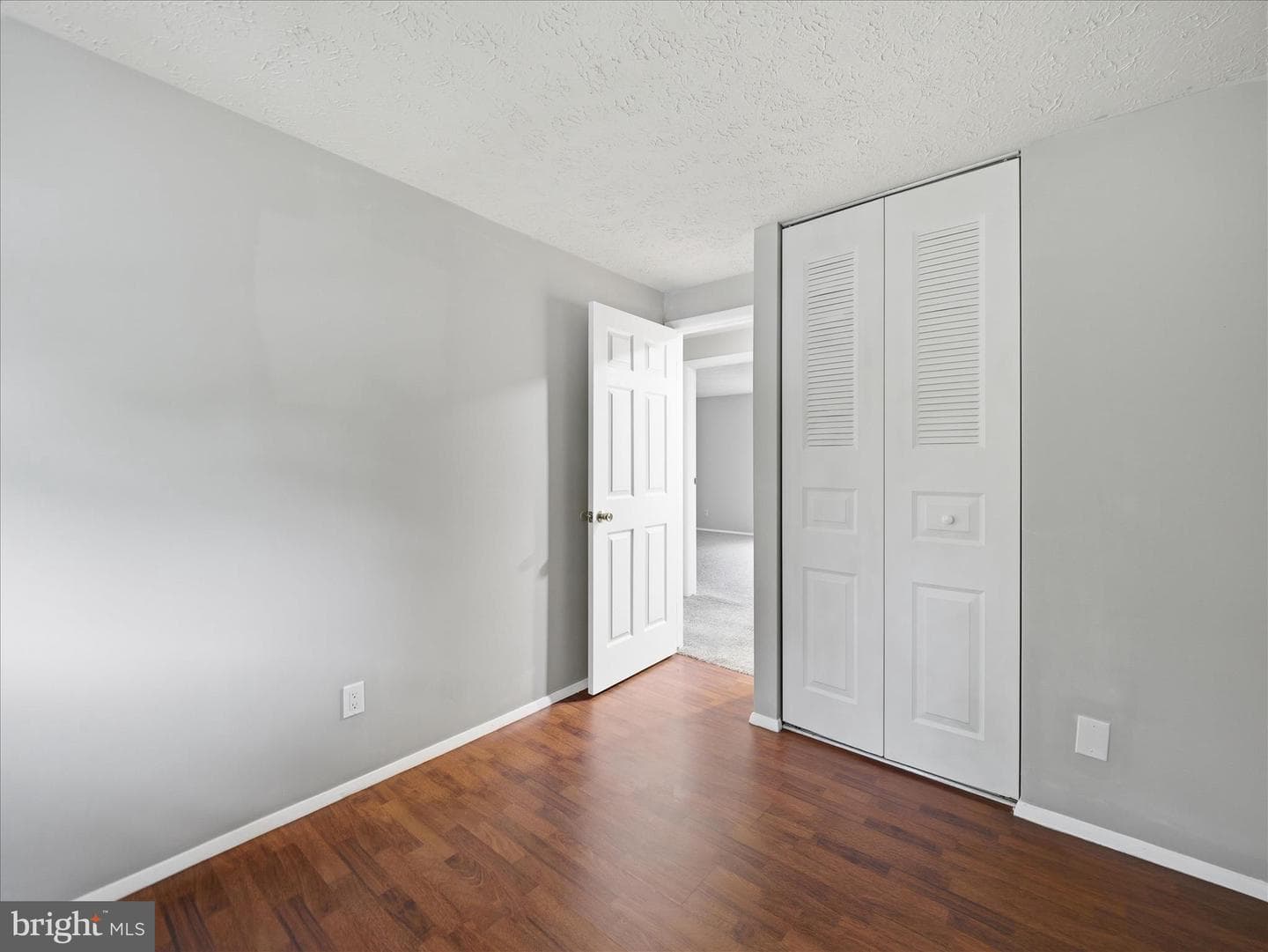 358 Prospect Boulevard photo 15