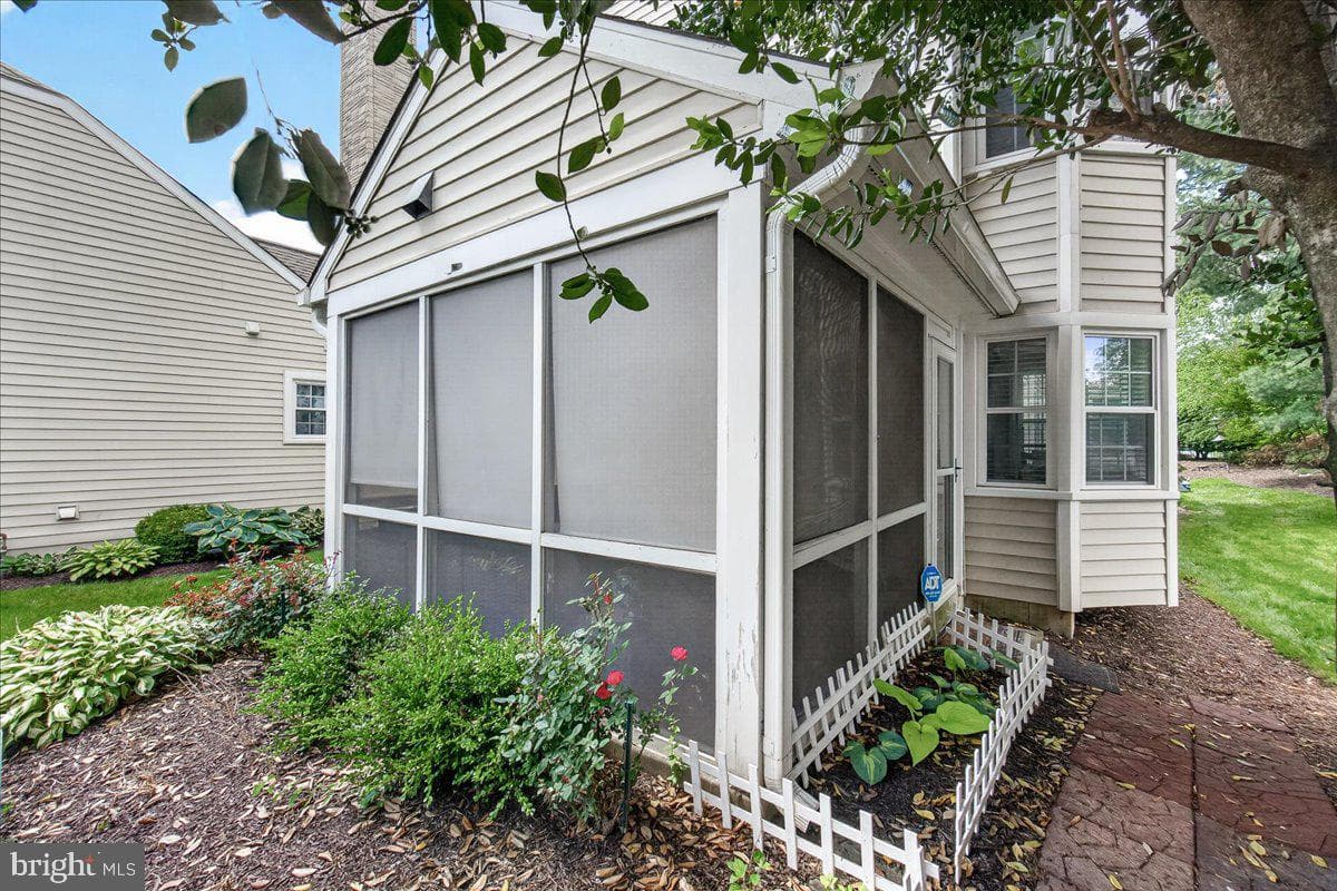 815 Dunbrooke Court photo 49