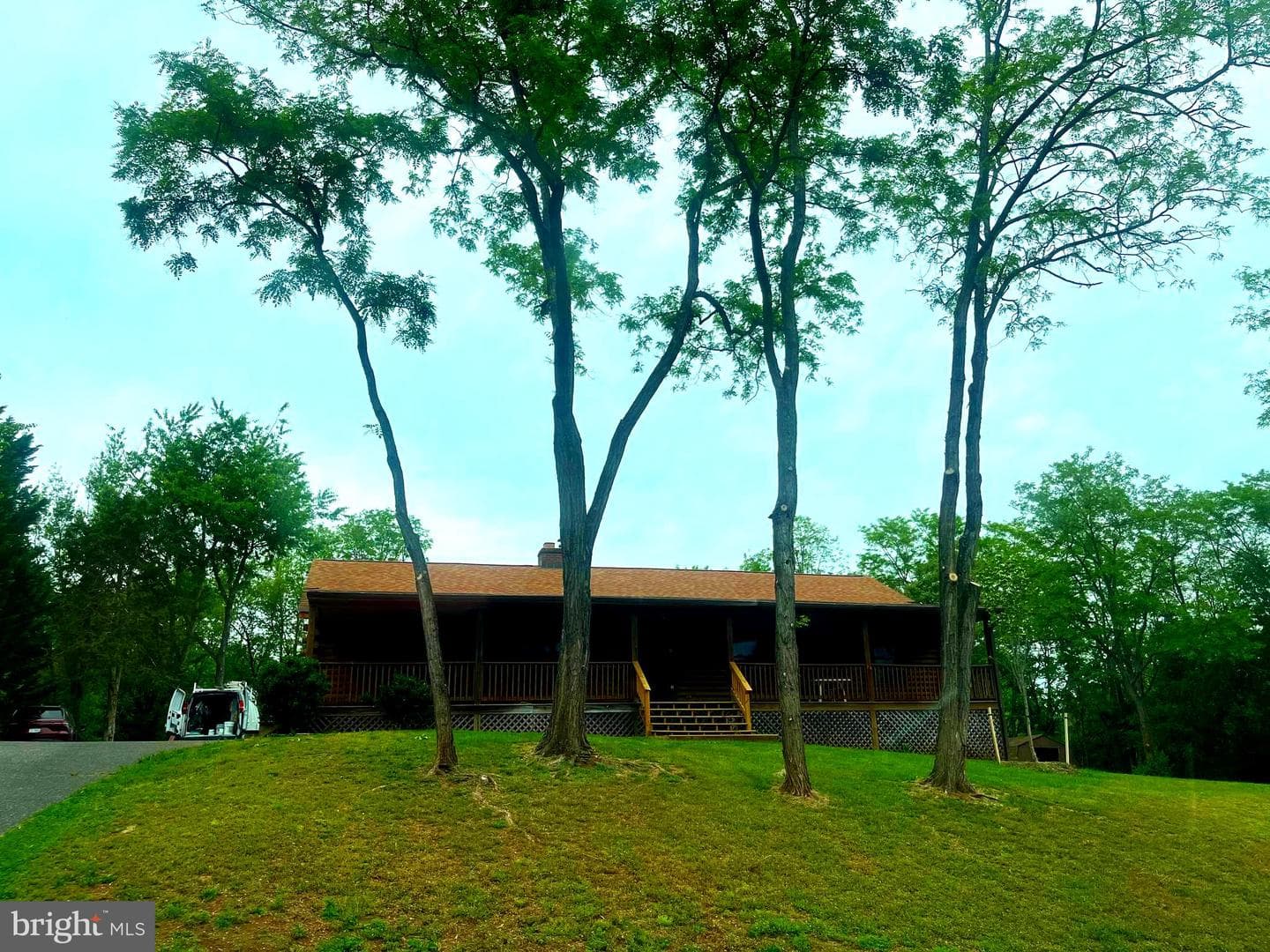 4720 Rocky Mills Drive photo 2