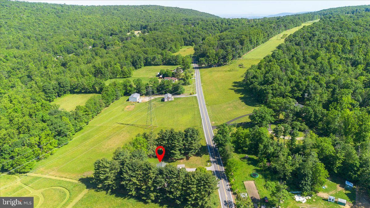 13806 Wolfsville Road photo 33