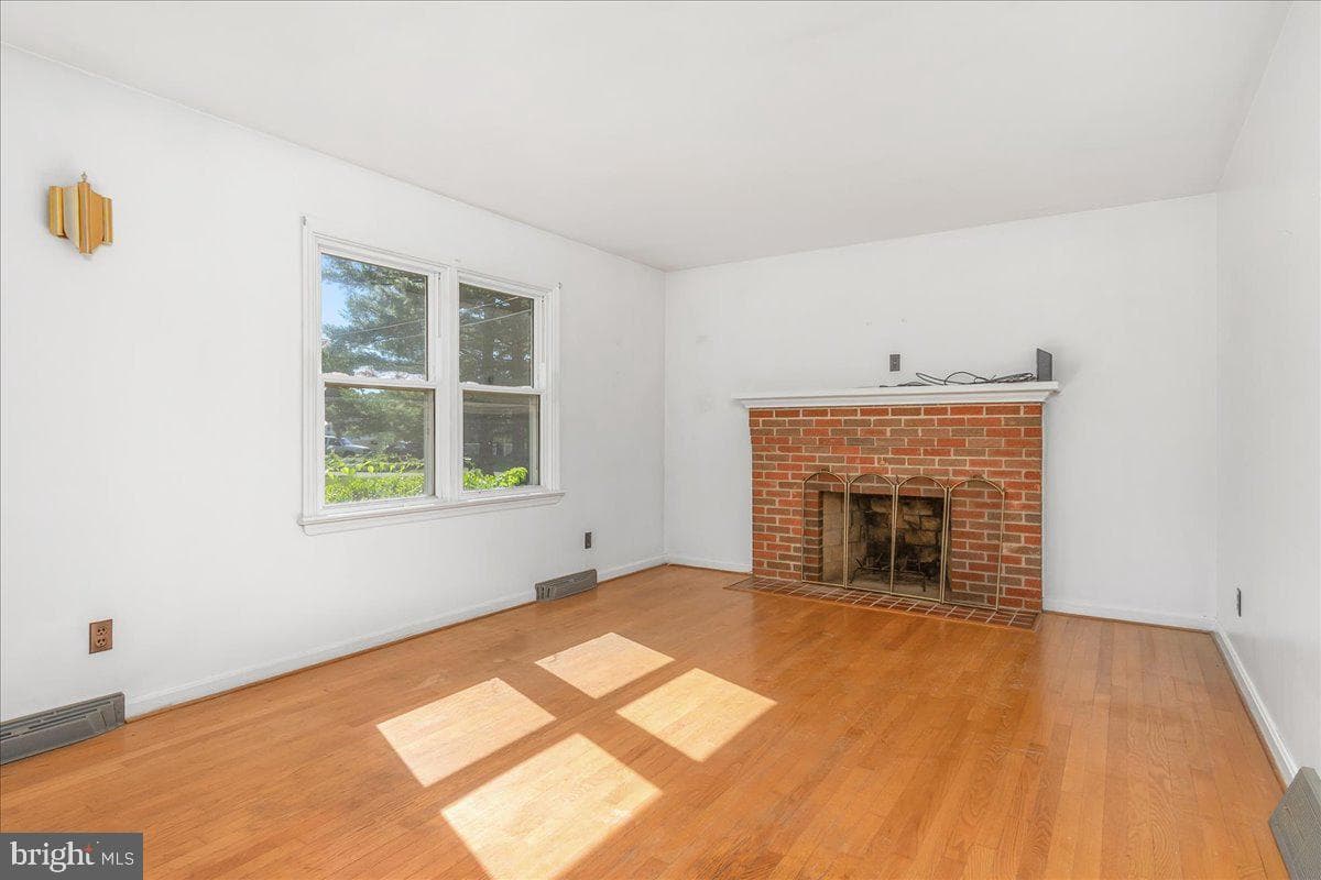 13806 Wolfsville Road photo 8