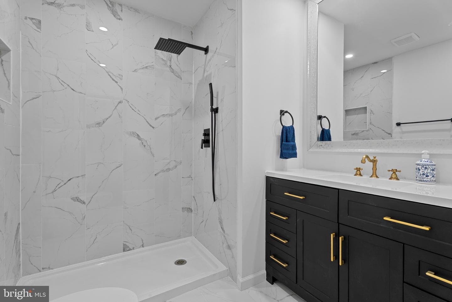 6822 Buckingham Ln photo 19