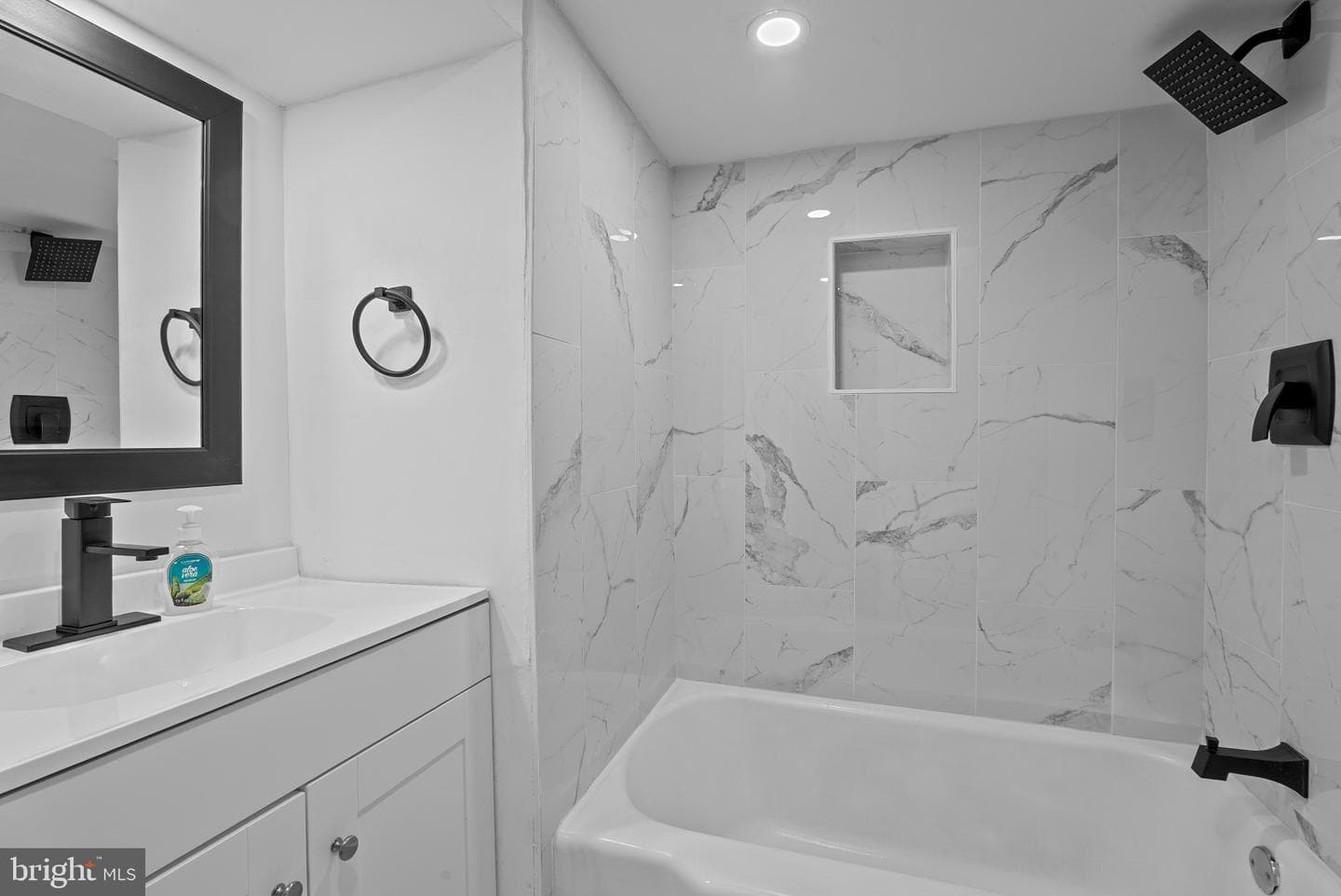 6822 Buckingham Ln photo 21