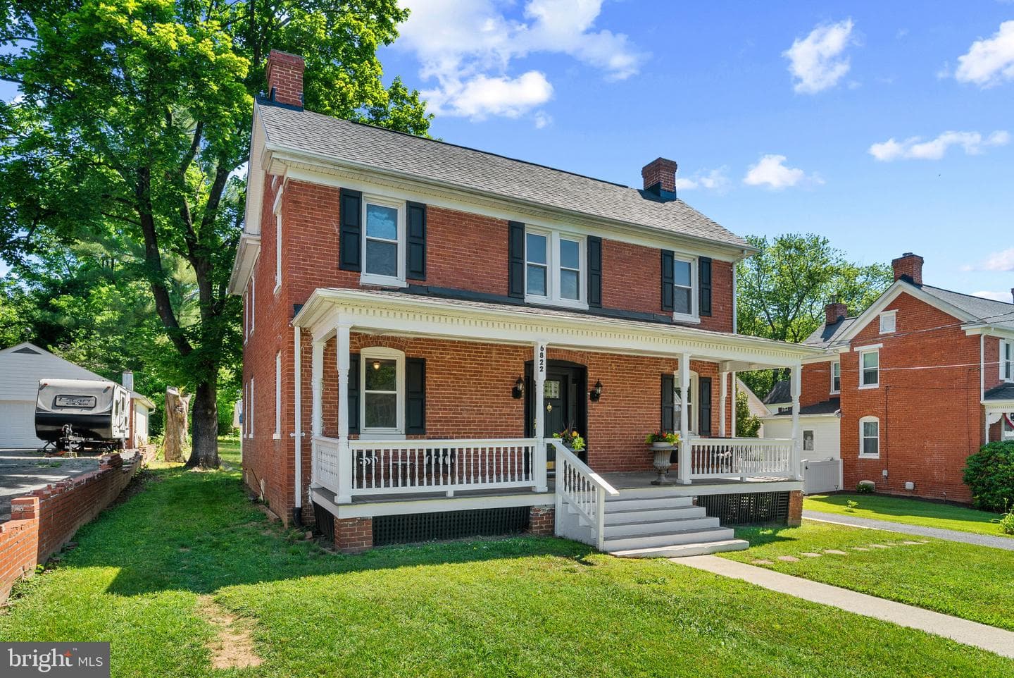 6822 Buckingham Ln photo 3