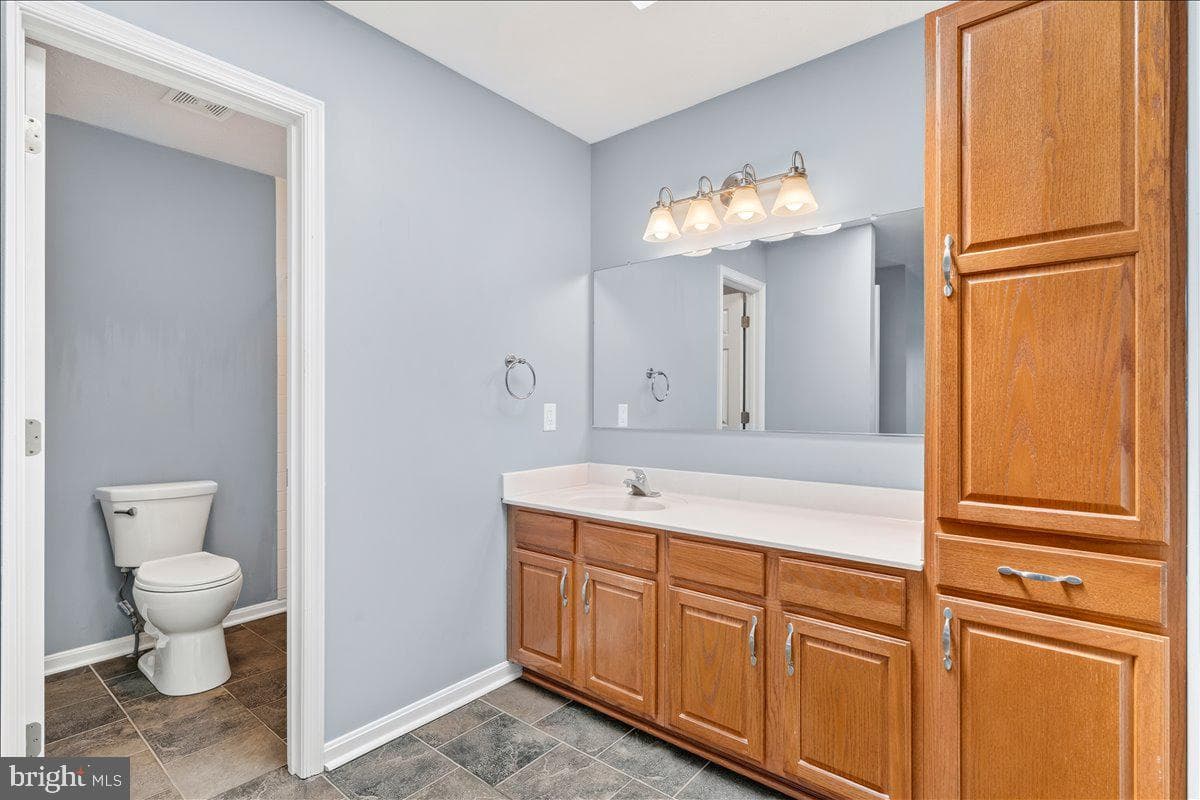 5604 Worchester Court photo 48