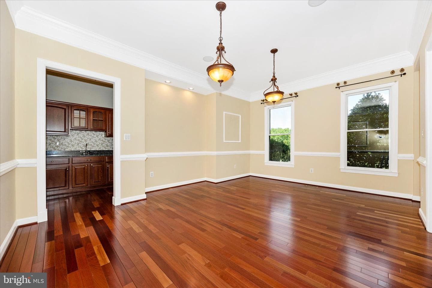 4311 Saratoga Springs Court photo 10