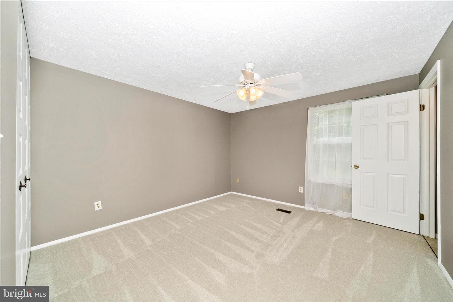 218 Sandstone Drive photo 20