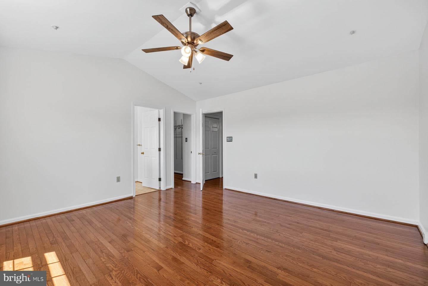 8023 Admiralty Place photo 25