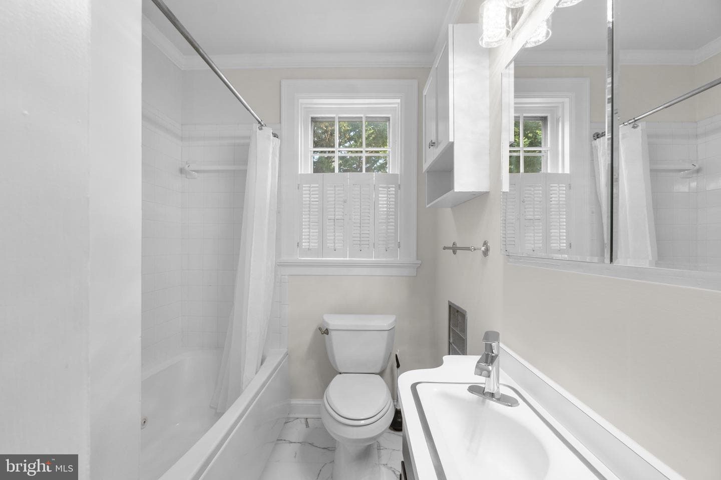 305 College Place photo 39