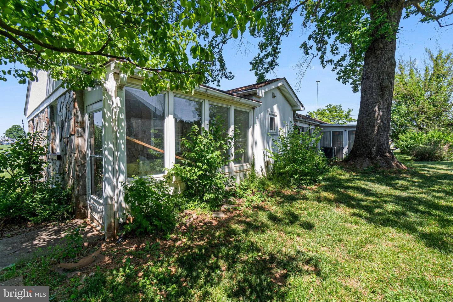8214 Pembrook Court photo 46