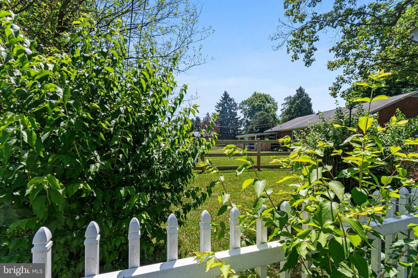 8214 Pembrook Court photo 53