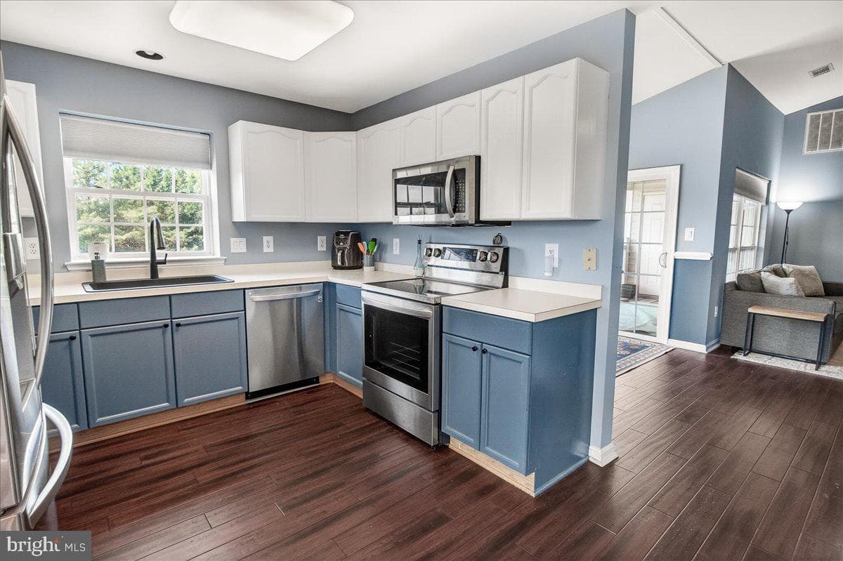 593 Cawley Drive #3 3b photo 21