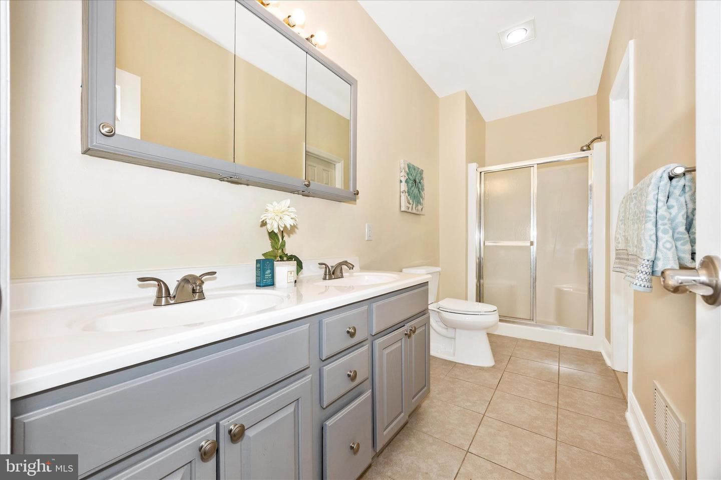 4109 Cove Court photo 22