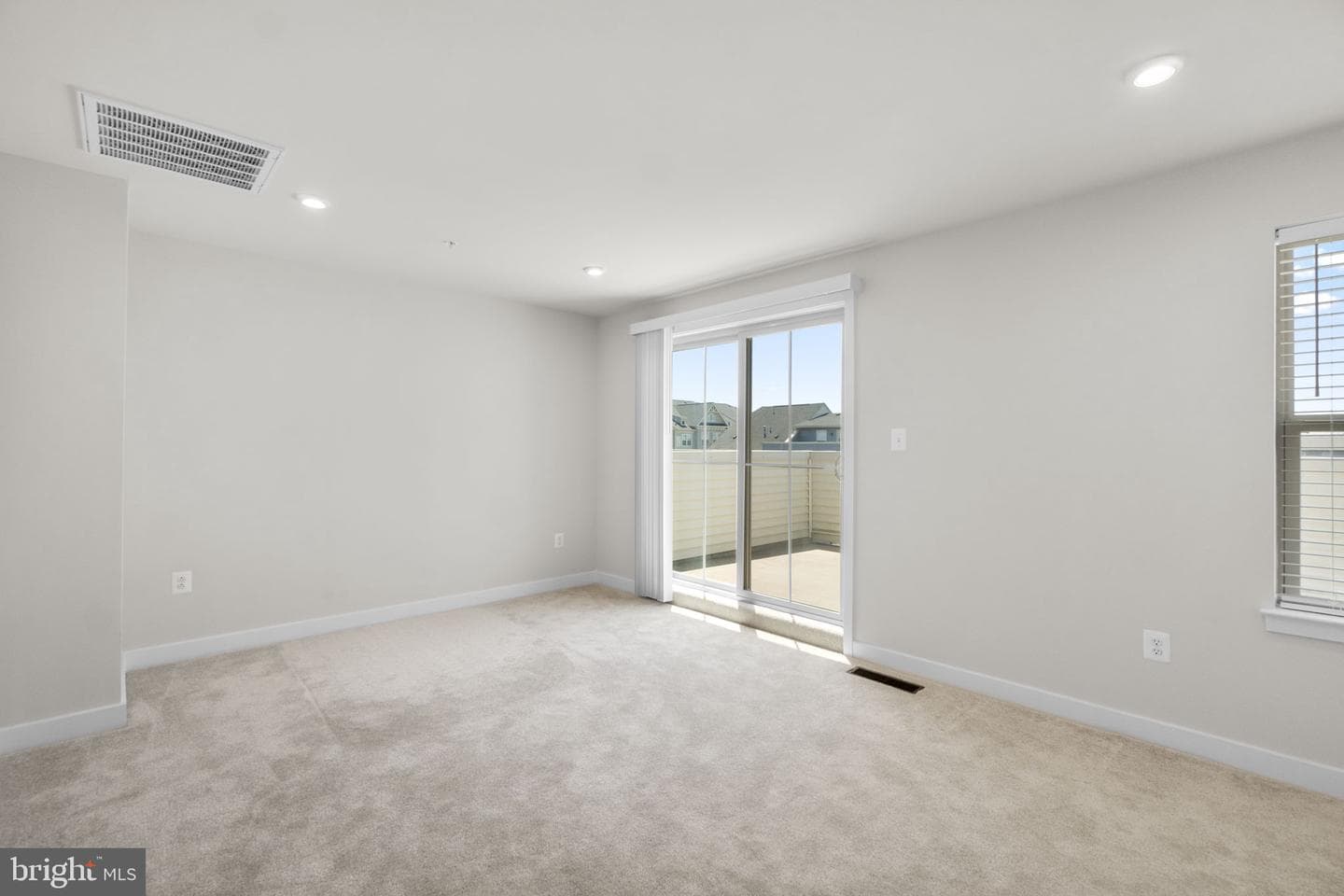 5788 Meadowood Street photo 22