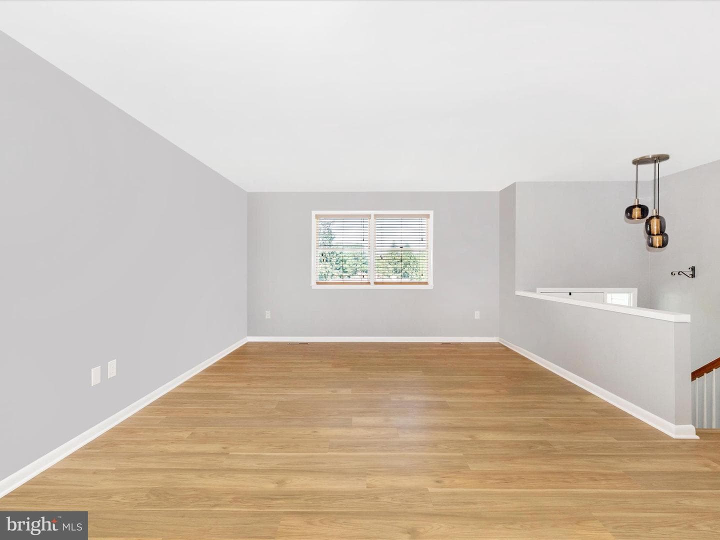 7291 Beechtree Lane photo 6