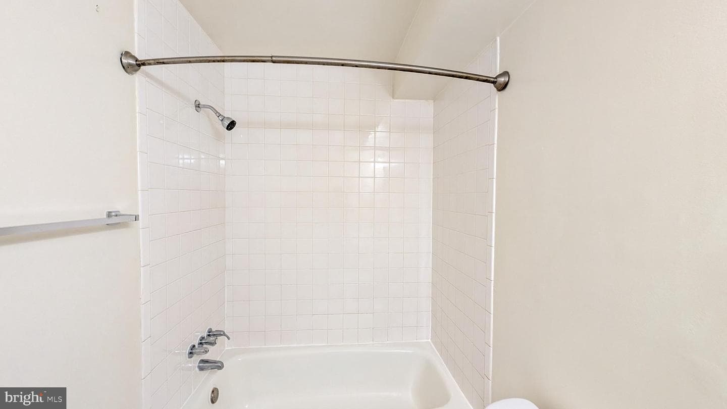 513 Carrollton Drive #21 photo 19
